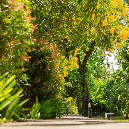 Готель Bang Po Garden Ban Bang Po Екстер'єр фото